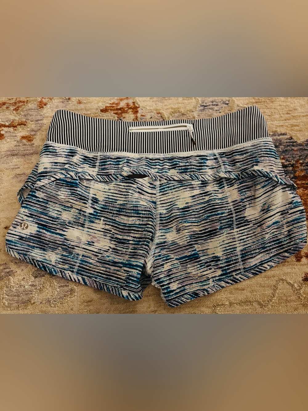 Lululemon Speed Shorts in Blurry Belle